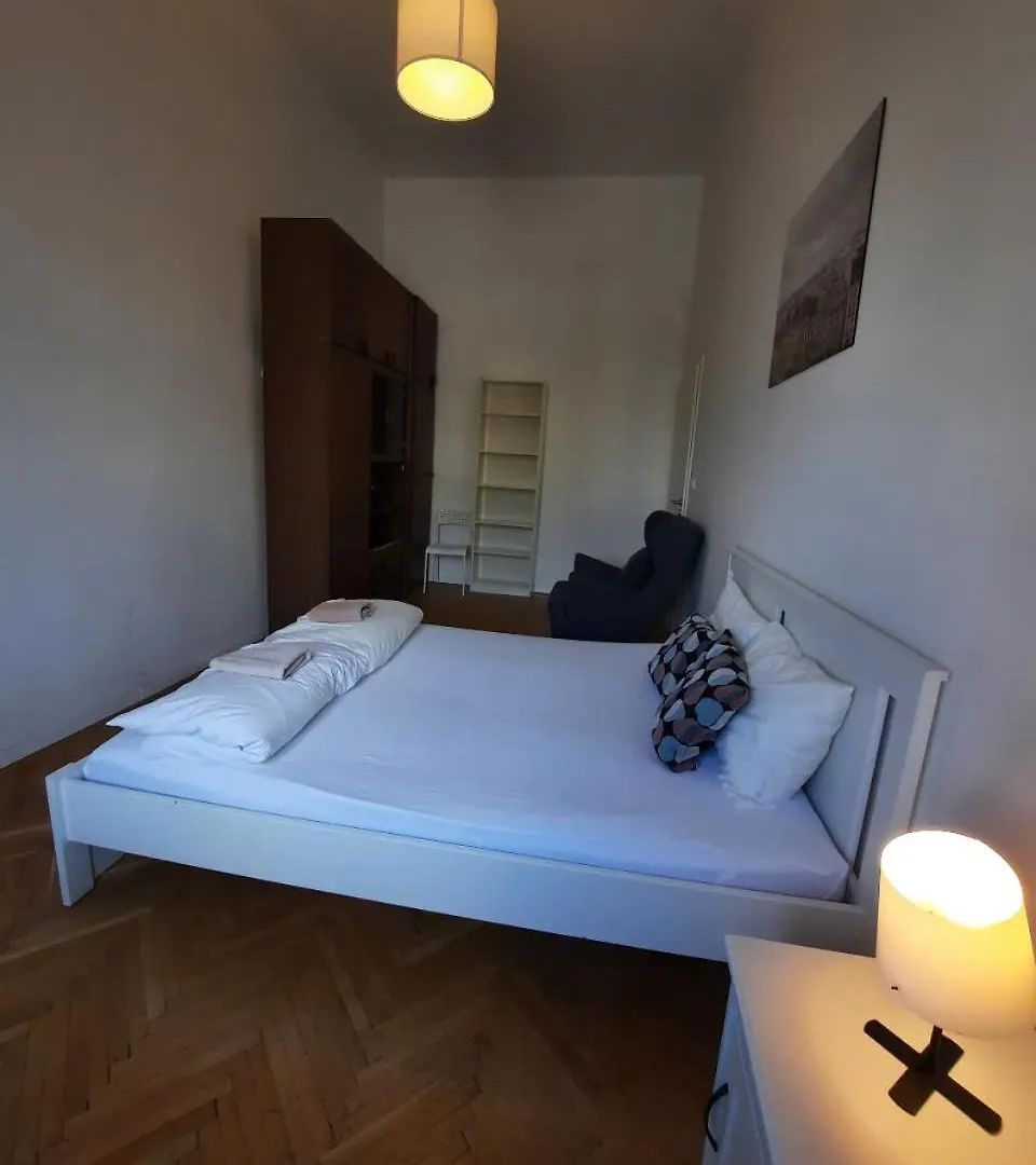 בודפשט Kerepesi City Apartment הונגריה